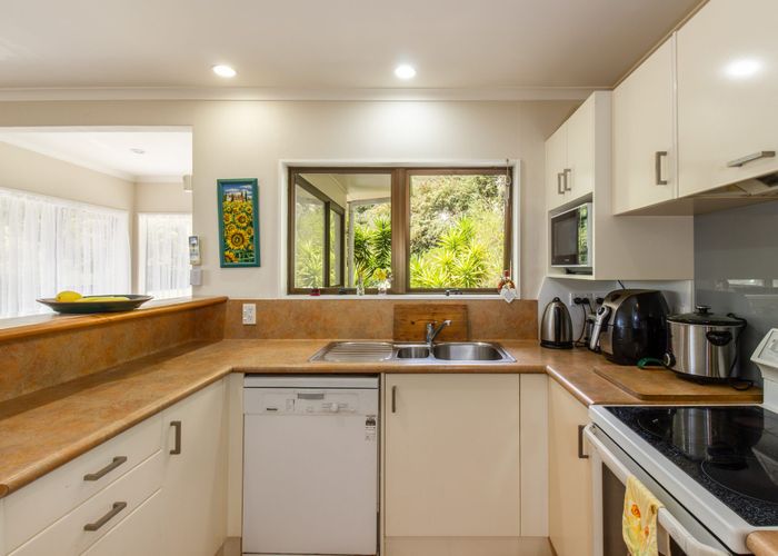  at 10 Karaka Road, Bluff Hill, Napier