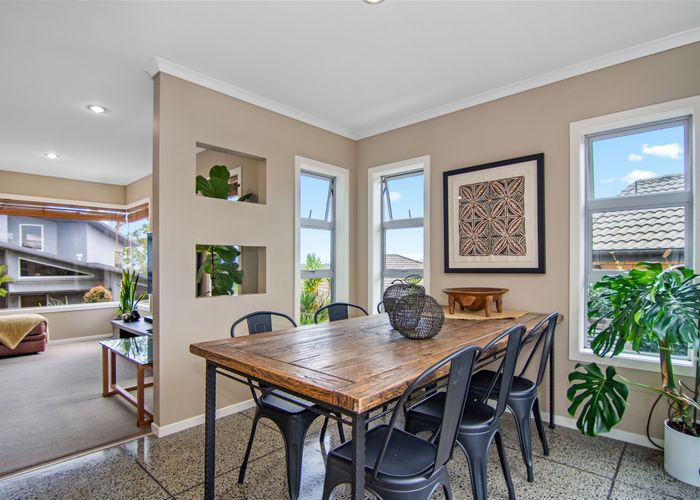 at 7 Greenfield Drive, Western Heights, Hamilton