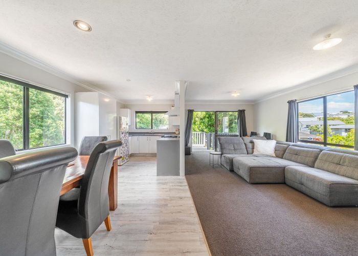  at 222 Major Drive, Kelson, Lower Hutt, Wellington