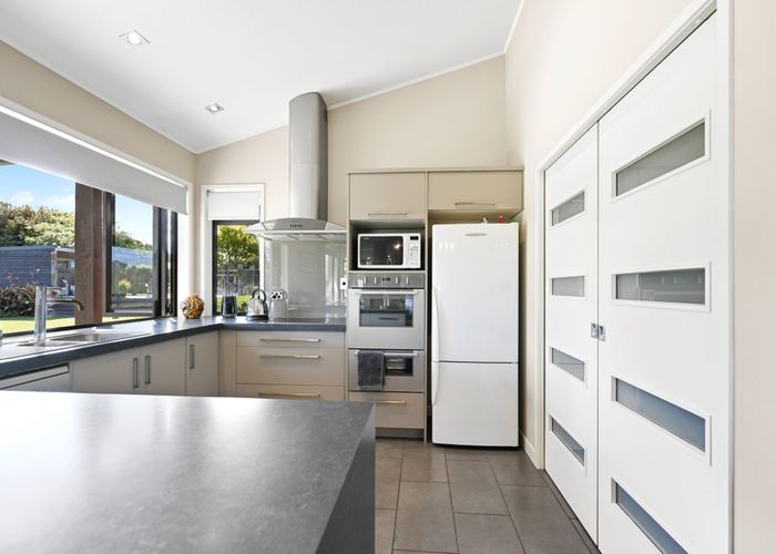  at 24 Highbrook Way, WHATAWHATA, HAMILTON