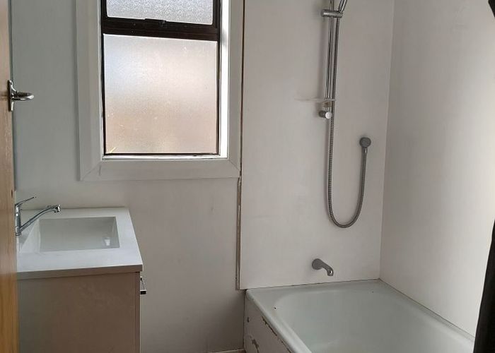  at 49 Burns Avenue, Takaro, Palmerston North, Manawatu / Whanganui
