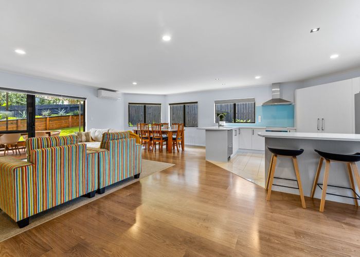  at 29A Heathglen Place, Bayview, Auckland