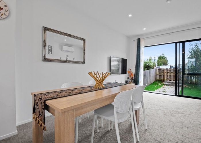  at 96E Walmsley Road, Favona, Manukau City, Auckland