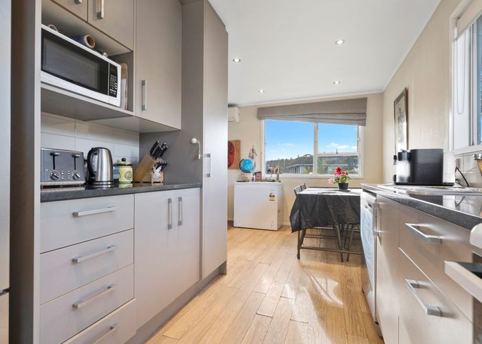  at 9 Murillo Place, Henderson, Auckland