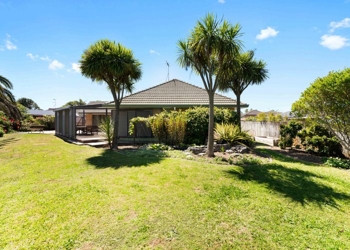  at 9 Trossach Place, Wattle Downs, Auckland