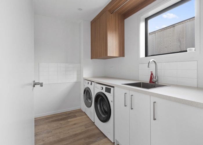  at 2/13 Commerce Street, Frankton, Hamilton, Waikato