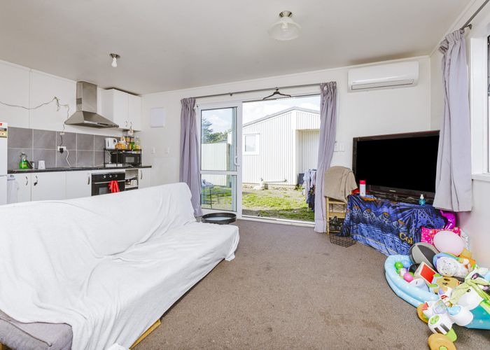  at 18A Gibbons Road, Weymouth, Auckland
