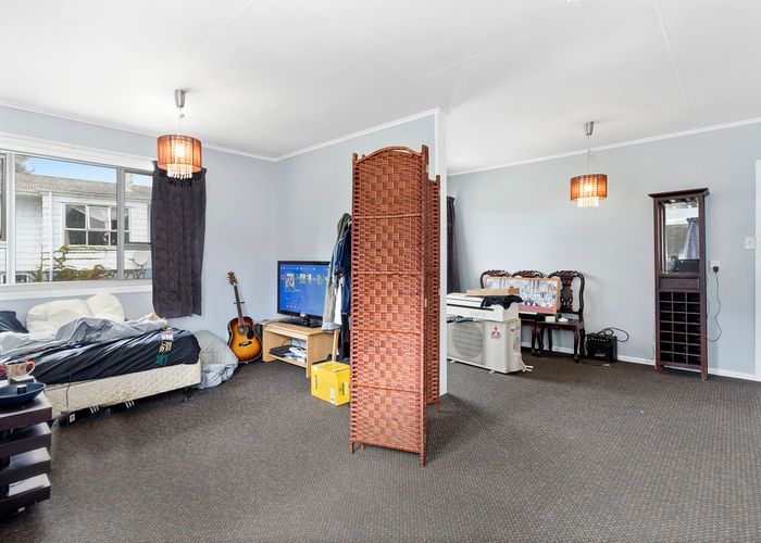  at 12 Bellona Place, Cannons Creek, Porirua