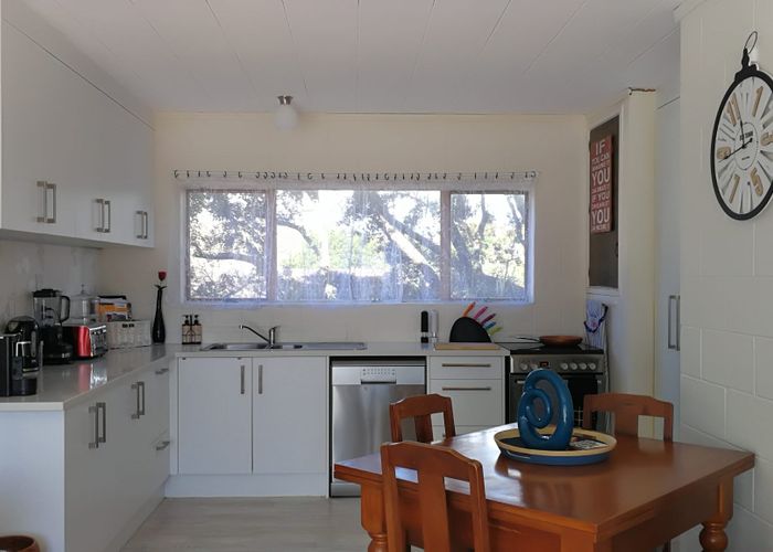  at 9/762 Beach Road, Browns Bay, Auckland