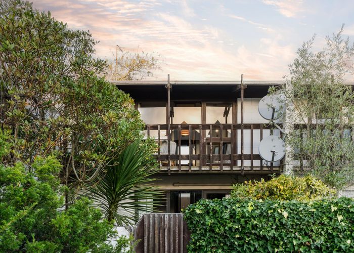  at 7/25 Winchester Street, Merivale, Christchurch