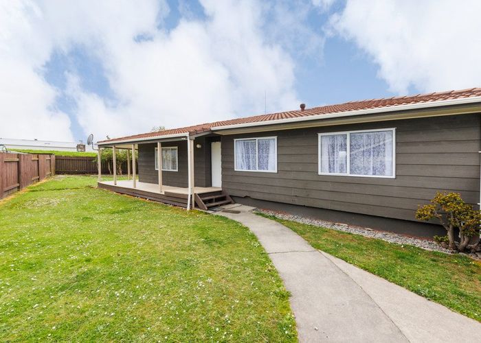  at 25 Willowstream Grove, Cloverlea, Palmerston North