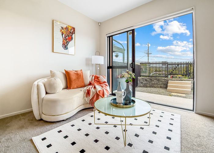  at 2/37 Ambler Avenue, Glen Eden, Auckland