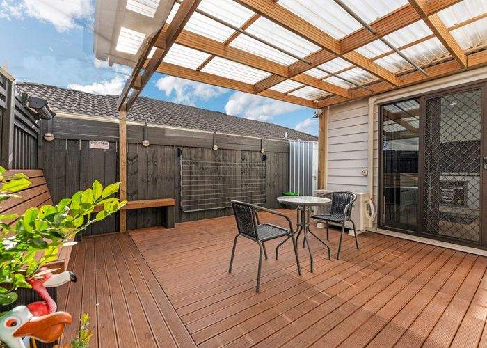  at 127E Russell Road, Manurewa, Manukau City, Auckland