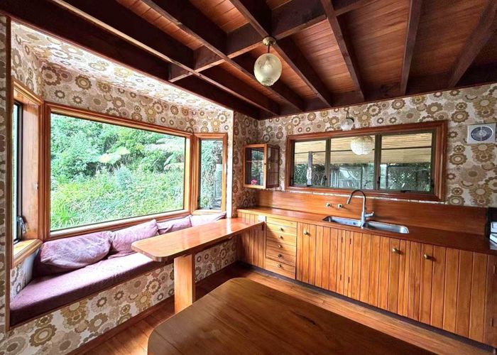  at 41 Gracechurch Drive, Flat Bush, Manukau City, Auckland