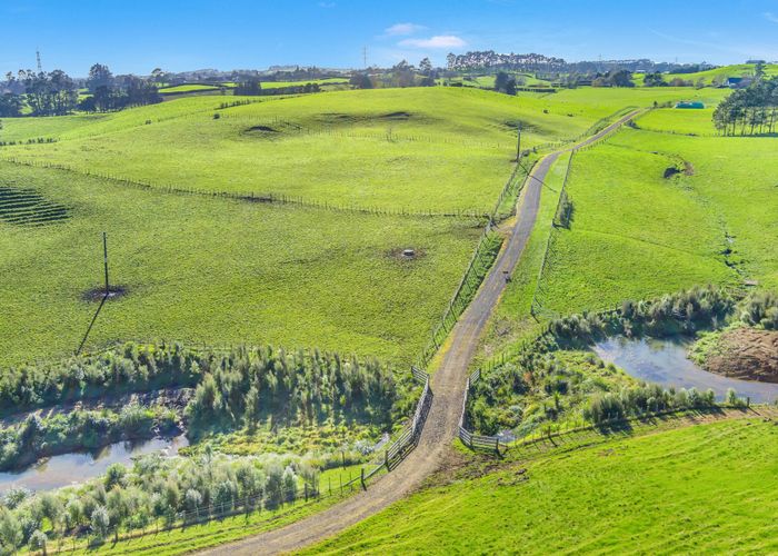  at 137 Kingseat Road, Patumahoe, Pukekohe