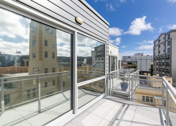  at 13/15 Roxburgh Street, Mount Victoria, Wellington