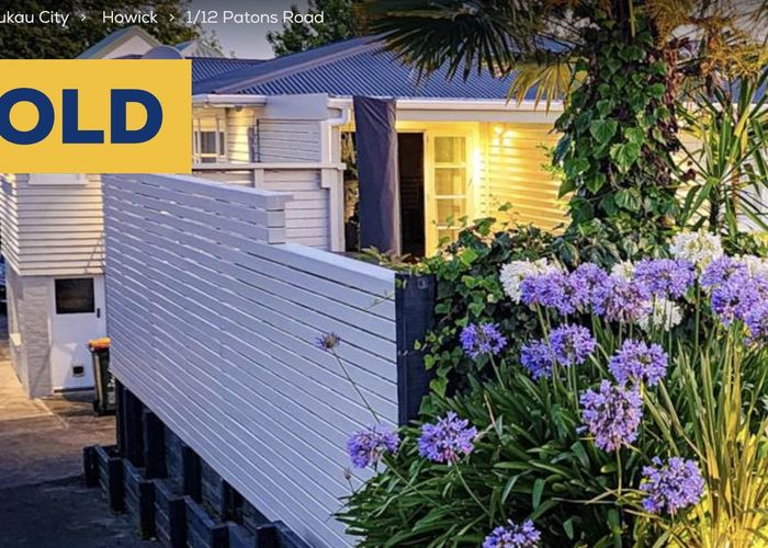  at 1/12 Patons Road, Howick, Auckland