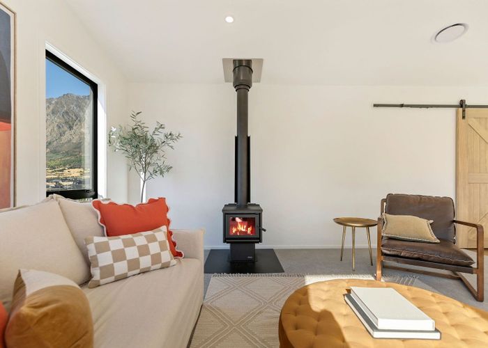  at 5 Southdown Road, Hanley's Farm, Jacks Point, Queenstown-Lakes, Otago