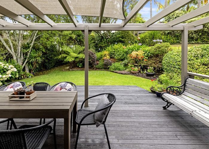  at 83 Evelyn Road, Cockle Bay, Auckland