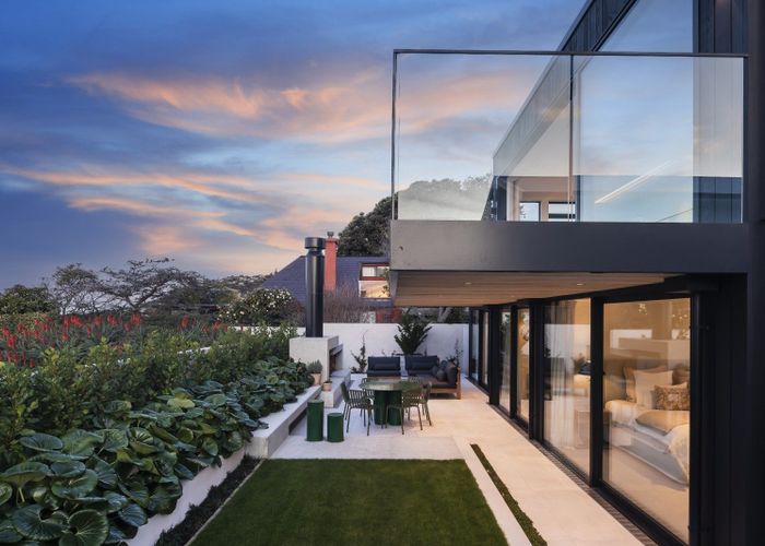 For sale 8a Beachville Road, Redcliffs, Christchurch City, Canterbury