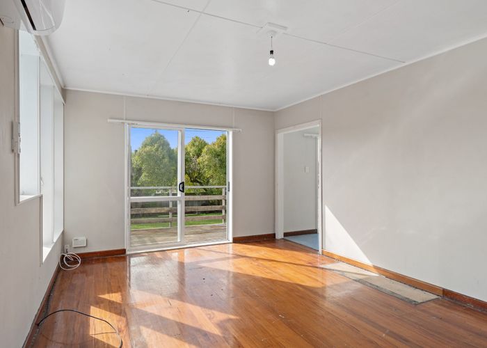  at 11 Bronwyn Street, Mairehau, Christchurch City, Canterbury