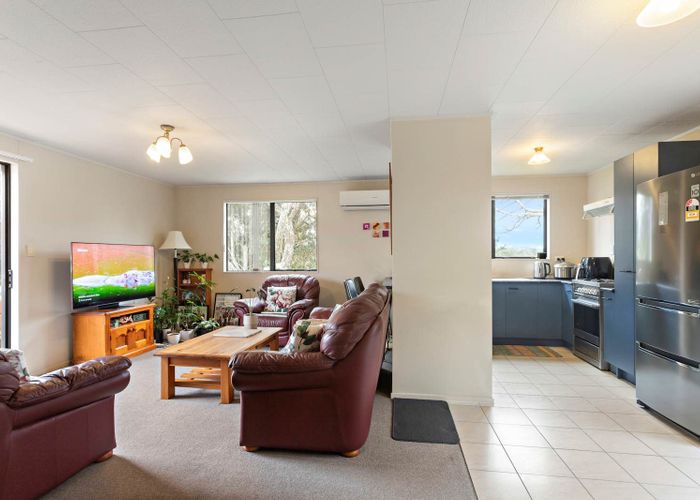  at 595A Richardson Road, Mount Roskill, Auckland