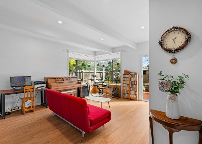  at 25B Hawkswood Place, Avonhead, Christchurch