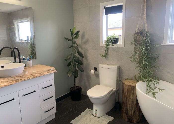  at 15 Wilton Crescent, Bishopdale, Christchurch City, Canterbury