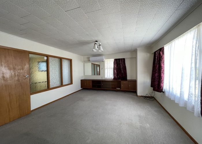  at 2/246 Mount Albert Road, Sandringham, Auckland City, Auckland