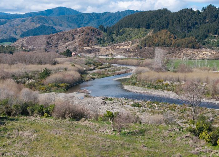  at 17 Riverside Drive, OHAU