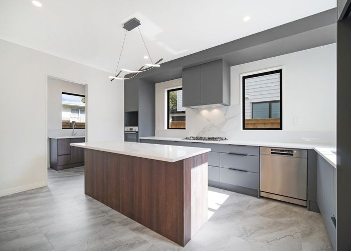  at 421A Bucklands Beach Road, Bucklands Beach, Manukau City, Auckland