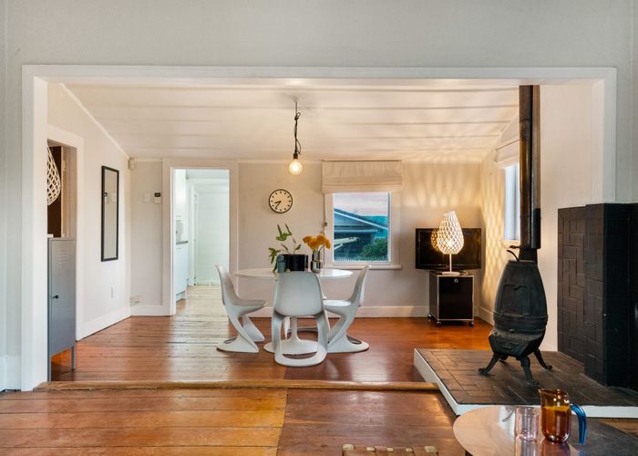  at 18 Wolseley Street, Morningside, Auckland