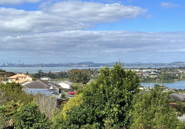  at 105 Luckens Road, West Harbour, Waitakere City, Auckland