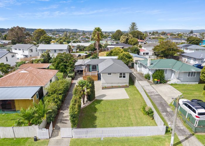  at 14 Claymore Street, Manurewa, Manukau City, Auckland