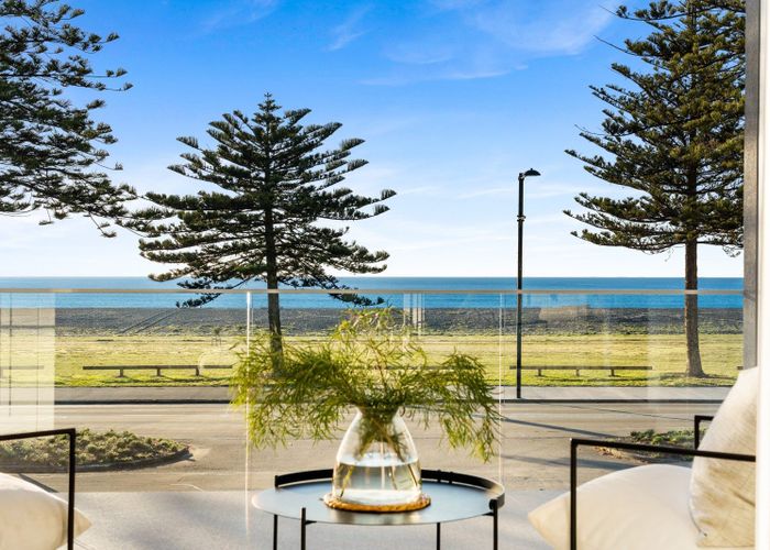  at 585 Marine Parade, Napier South, Napier, Hawke's Bay