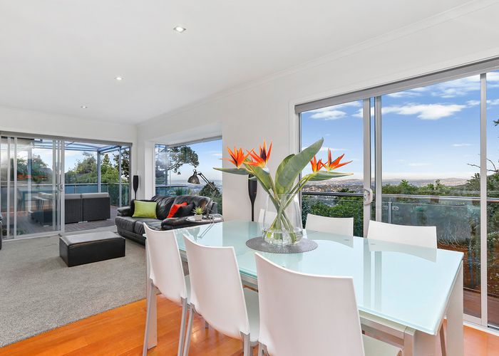  at 39 Tawini Road, Titirangi, Auckland