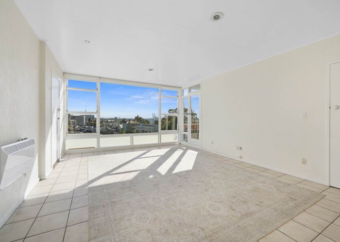  at 2/258 Parnell Road, Parnell, Auckland