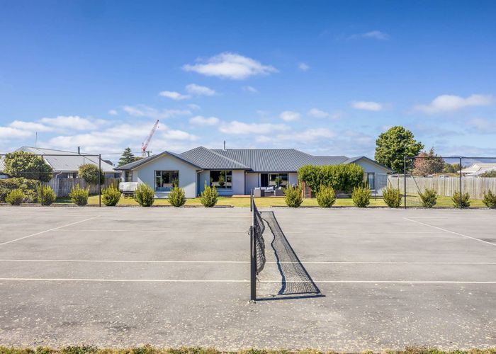  at 54 Steadman Road, Broomfield, Christchurch