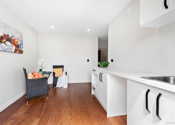  at 148 Greenhithe Road, Greenhithe, Auckland