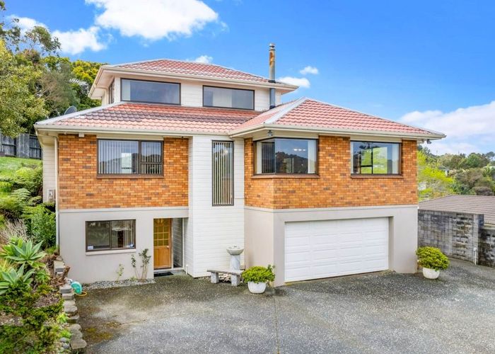  at 9A Sunnylaw Place, Glen Eden, Auckland
