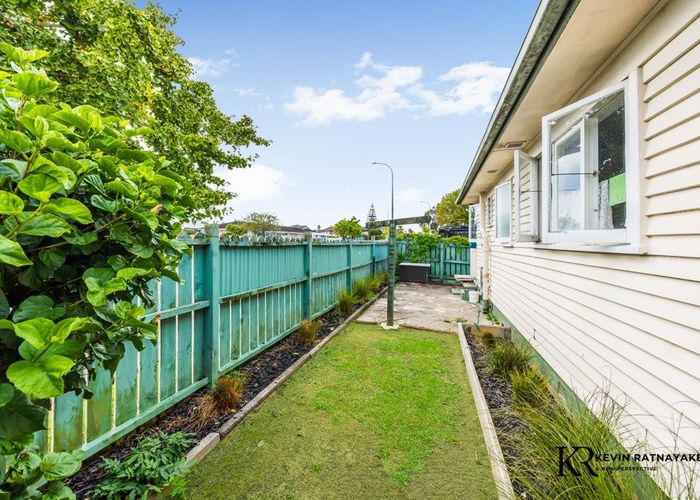  at 1/2 Barrie Avenue, Papatoetoe, Manukau City, Auckland