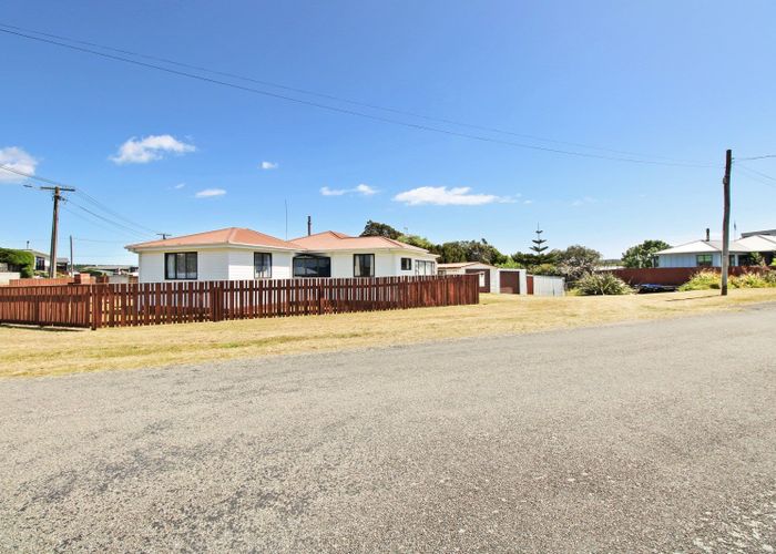  at 12 Roore Street, Foxton Beach, Foxton