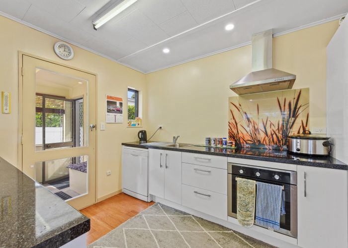  at 2/11 Collingwood Street, The Wood, Nelson