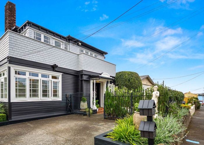  at 12 Church Street, Devonport, Auckland