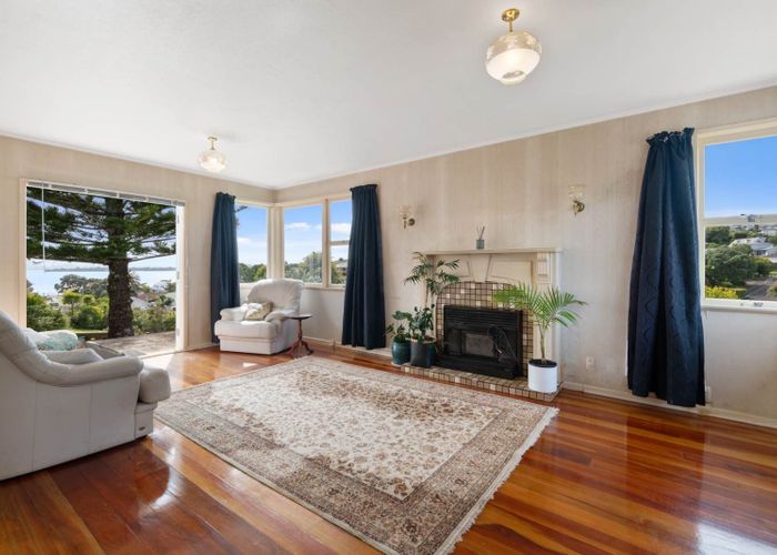  at 2 John Gill Road, Shelly Park, Manukau City, Auckland