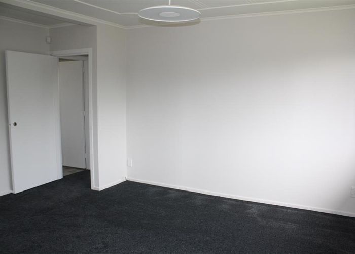  at 2 Vine Street, Mangere East, Manukau City, Auckland