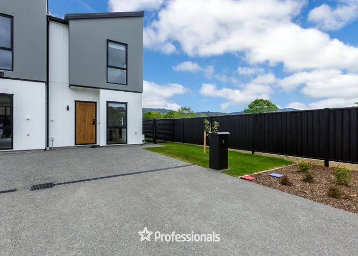  at 9 Beau Vite Lane, Wallaceville, Upper Hutt, Wellington