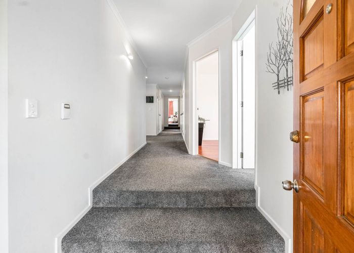  at 28 Pukatea Avenue, Albany, Auckland