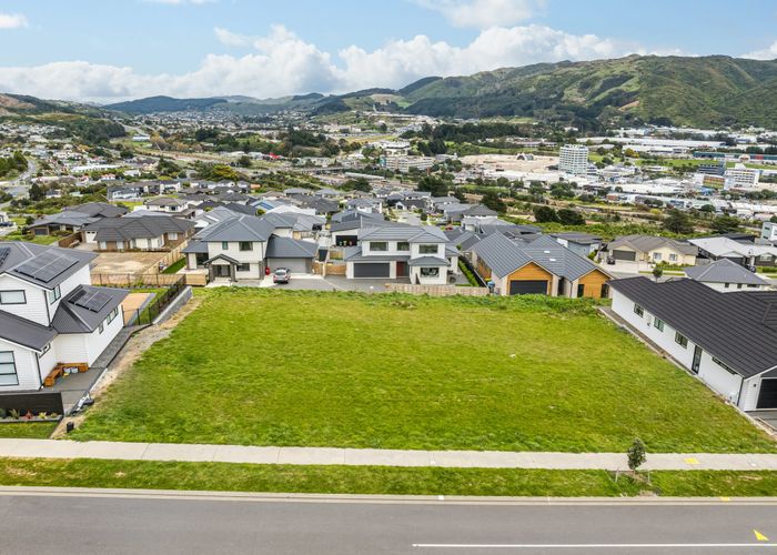  at 28 Te Hoiere Street, Aotea, Porirua, Wellington