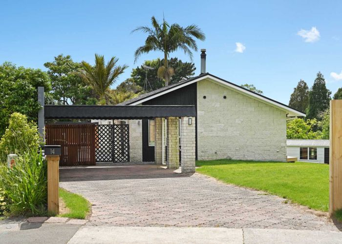  at 14 Totara Drive, Saint Andrews, Hamilton, Waikato